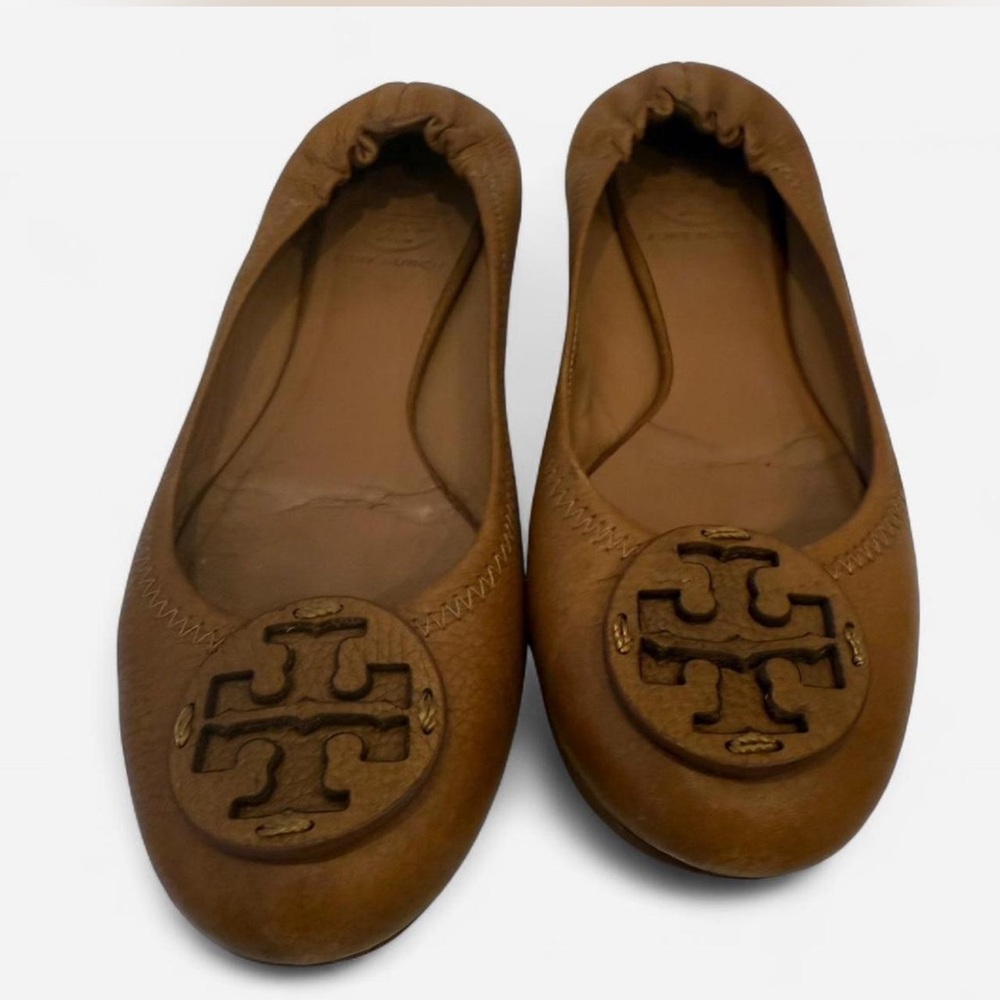 Tory Burch Tan Leather Flats with Logo